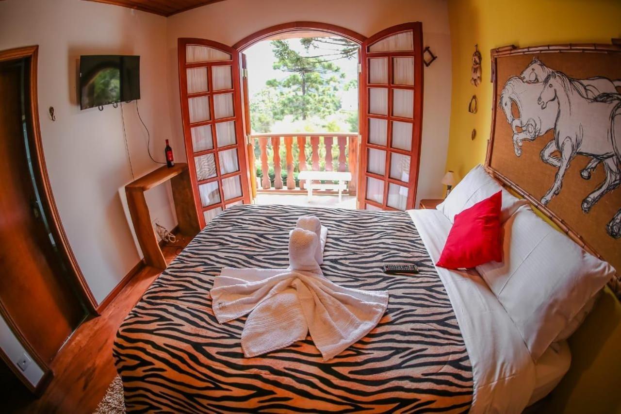 Mansao Austriaca Guesthouse Campos do Jordão Exteriör bild